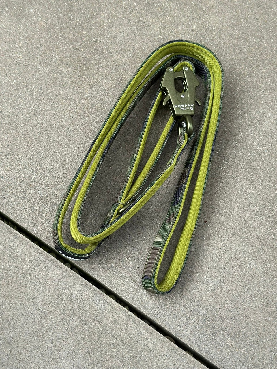 Taktyczna smycz dla psa ULTRA LIGHT Army Green Camouflage Edition, długość 1,5 m XS