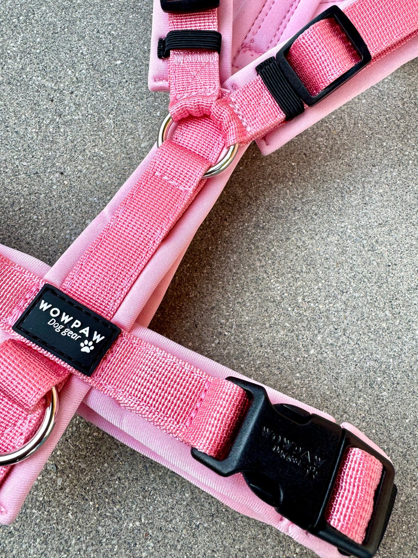 Hochwertiges Hundegeschirr FLOW Rosa Edition