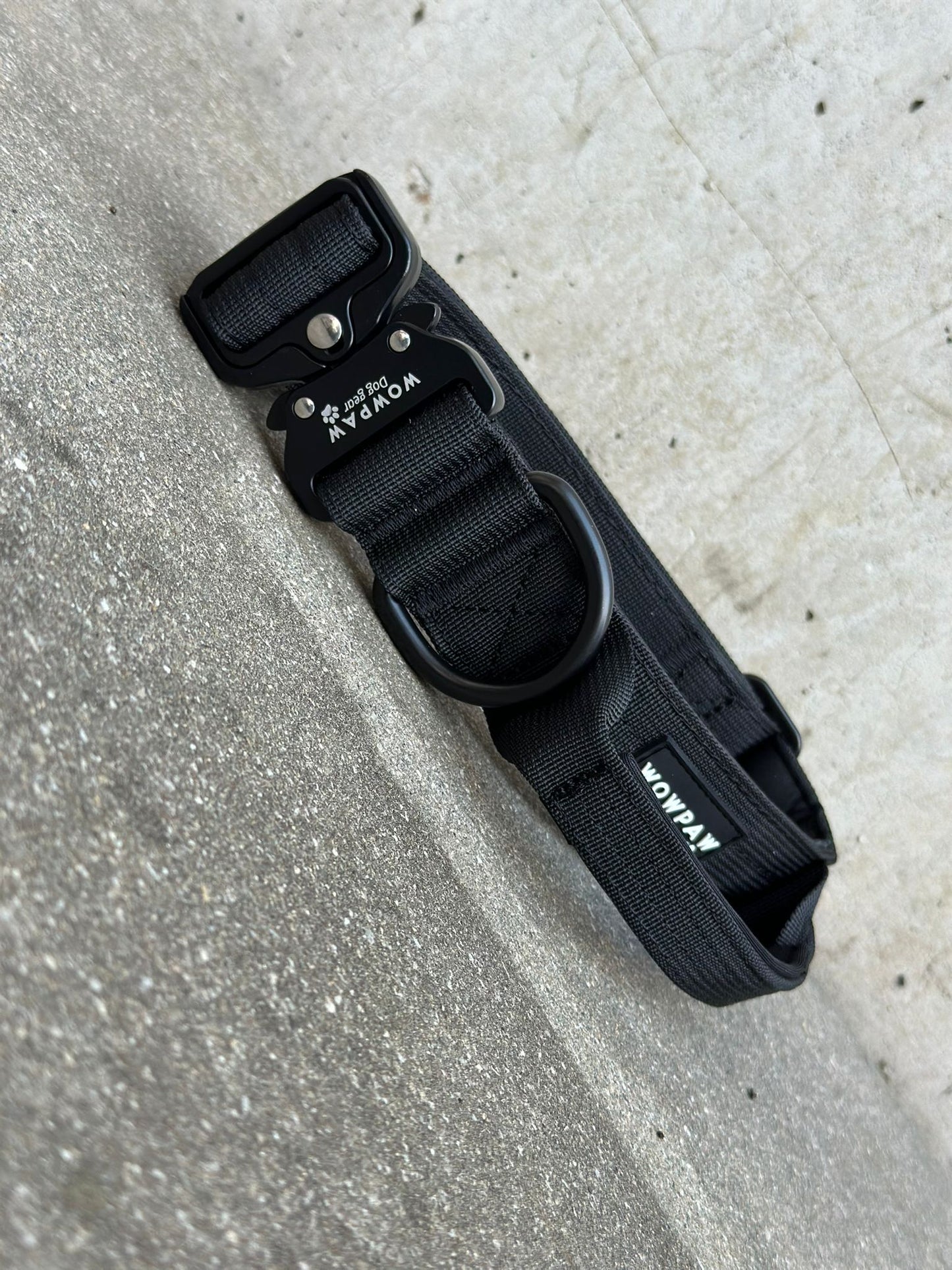 Hochwertiges taktisches Hundehalsband mit Griff Schwarz Größe M Breite 3,8cm