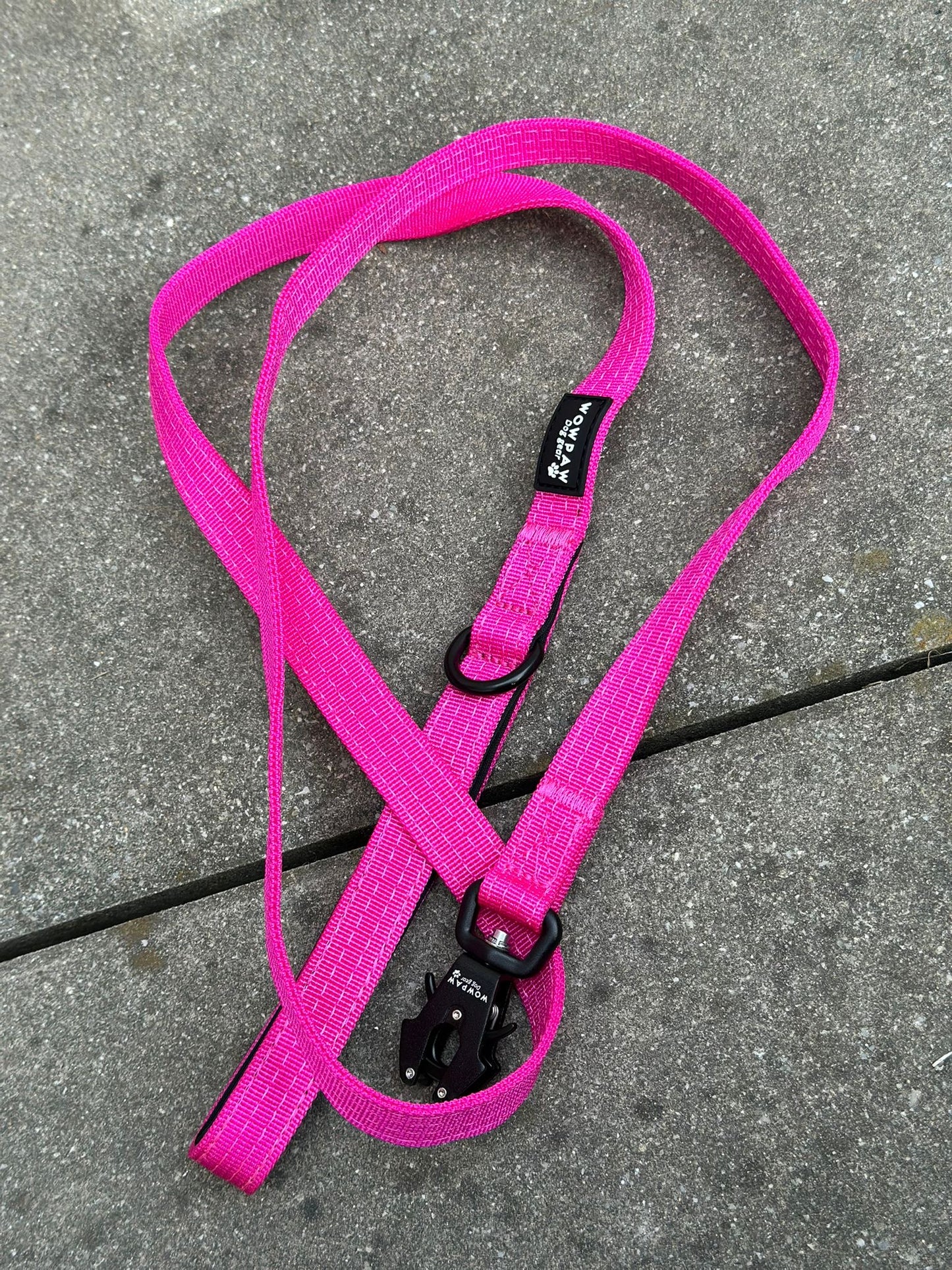 Taktische Hundeleine ULTRA LIGHT SOFTLINE XXS Magenta – 1,5 m mit Mini-Froschkarabiner