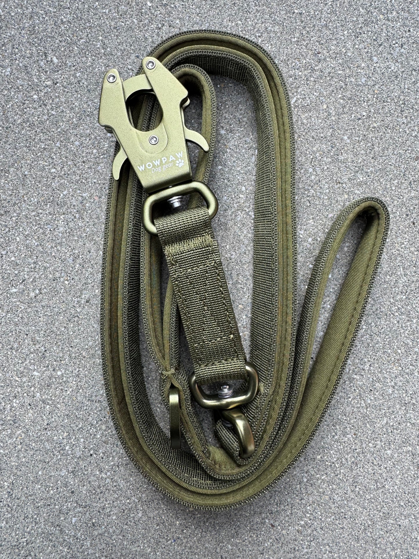 Taktische Hundeleine ULTRA LIGHT Army Green Edition 360° drehbar Länge 1,8m