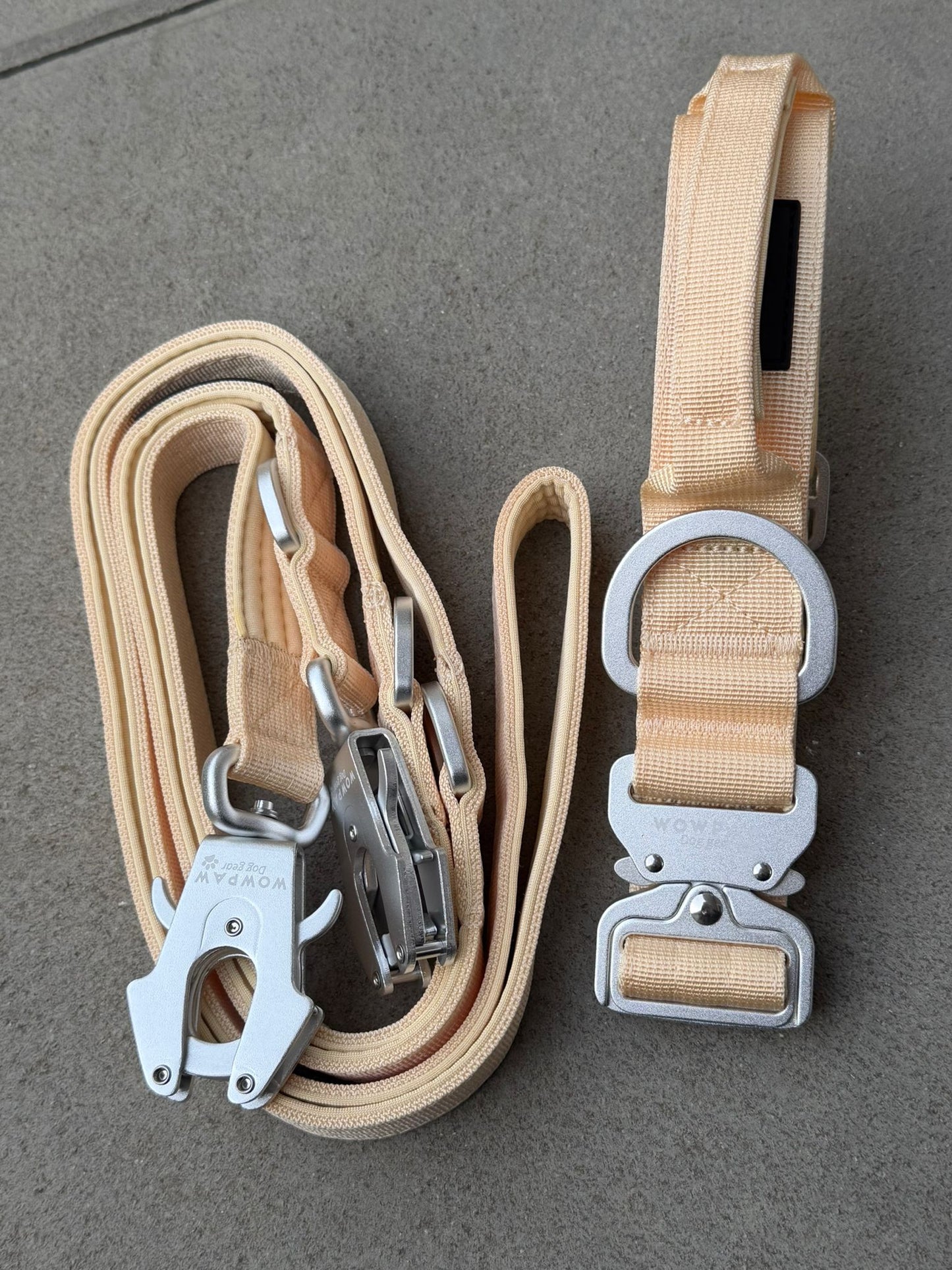 Taktische Hundeleine ULTRA LIGHT Vanillegelb Edition, Länge 2m verstellbar