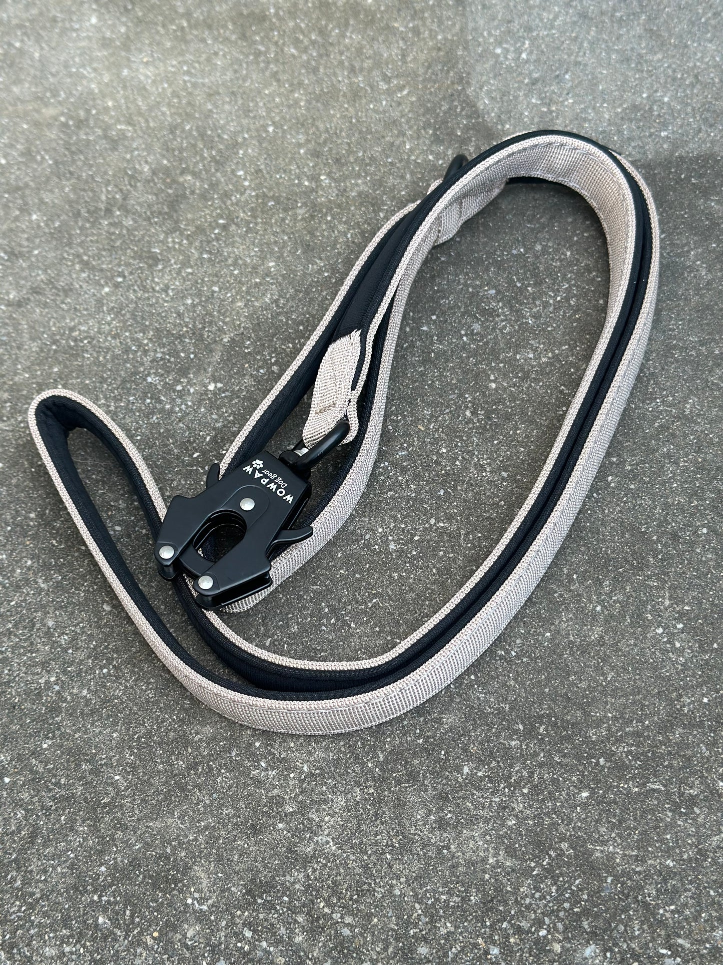 Guinzaglio tattico per cani con moschettone a rana, girevole a 360°, lunghezza 1,8 m, arancione neon