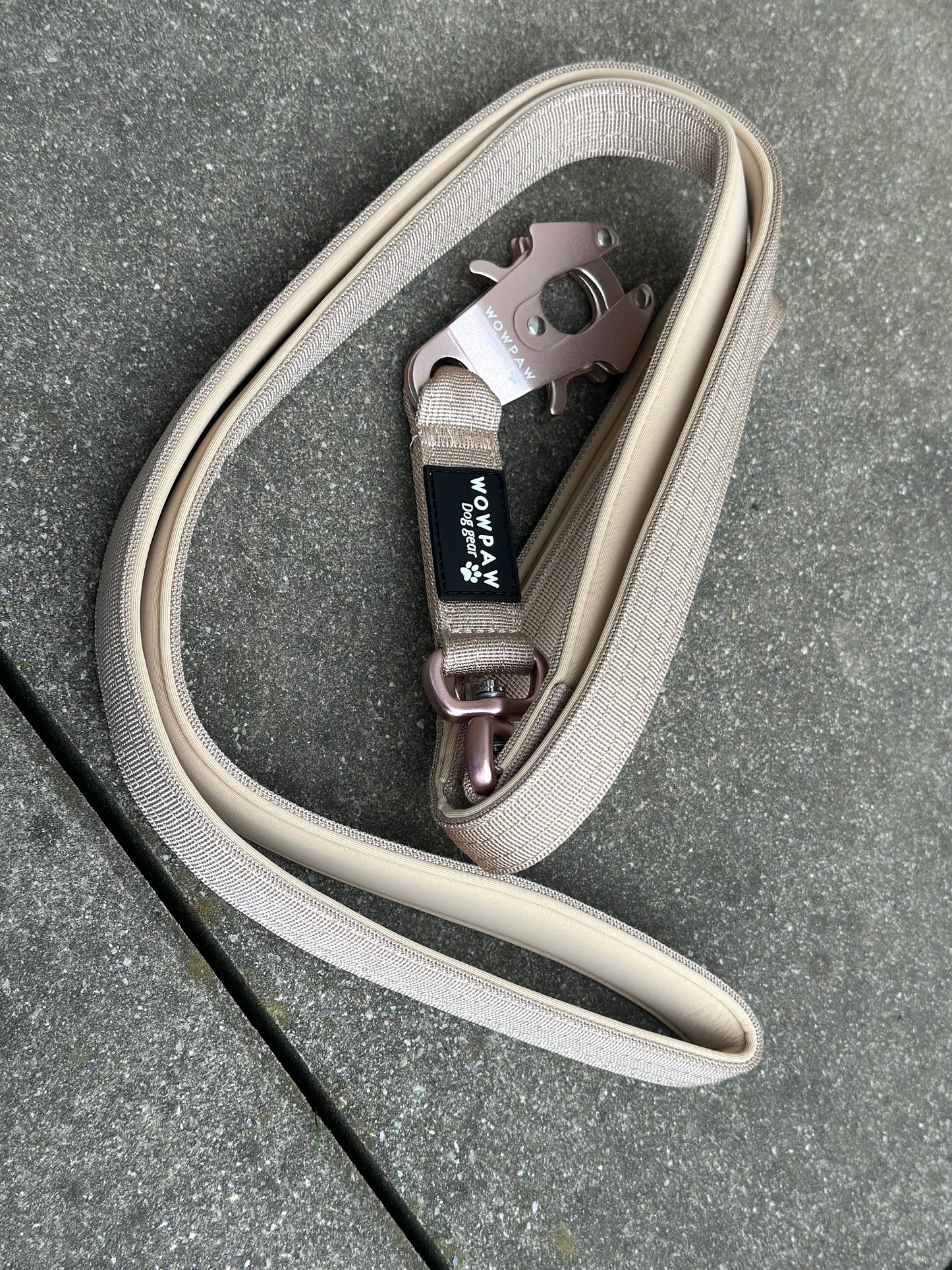 Taktische Hundeleine ULTRA LIGHT Beige Edition 360° drehbar Länge 1,8m