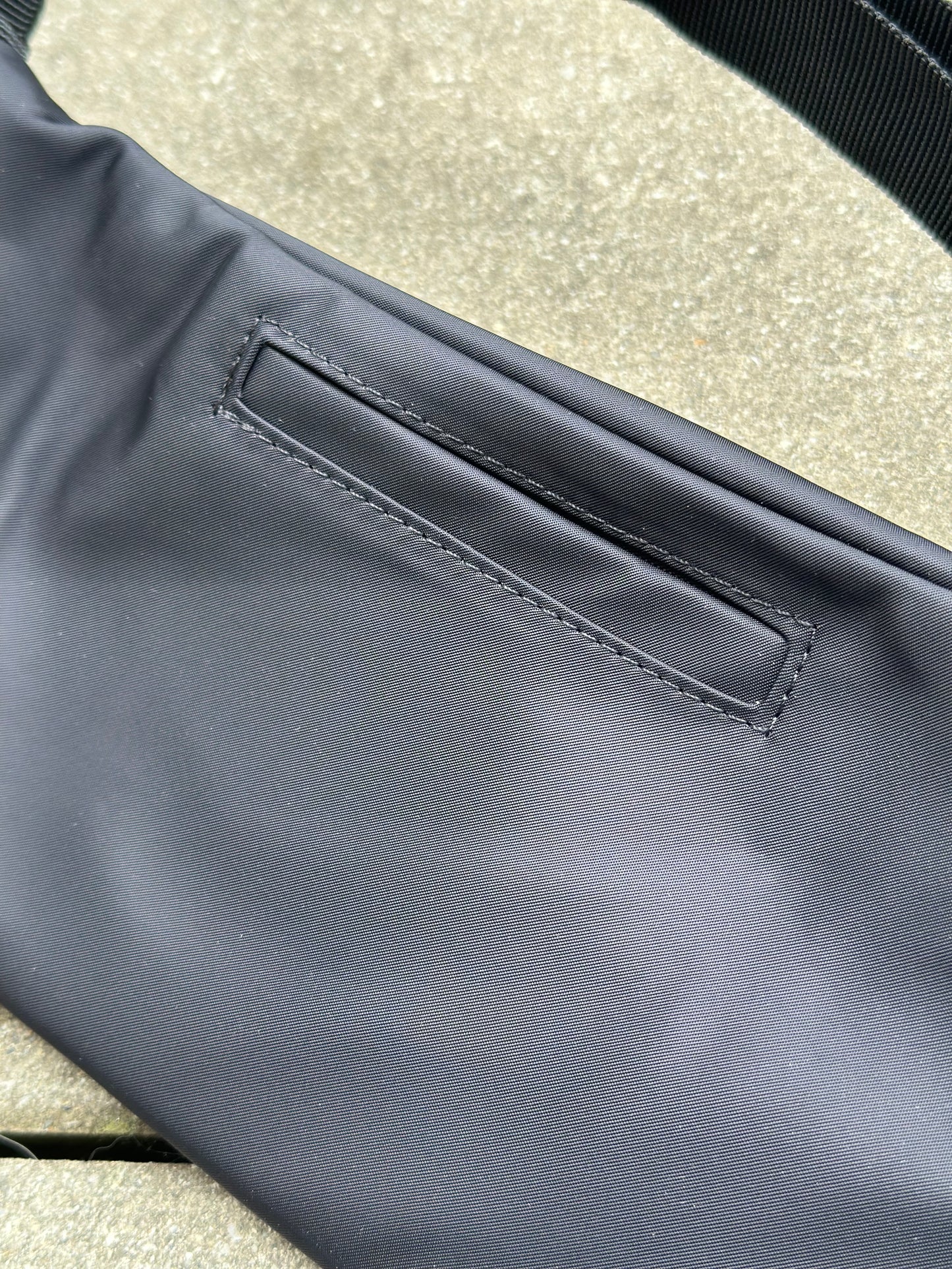 Bauchtasche mit Kotbeutelspender