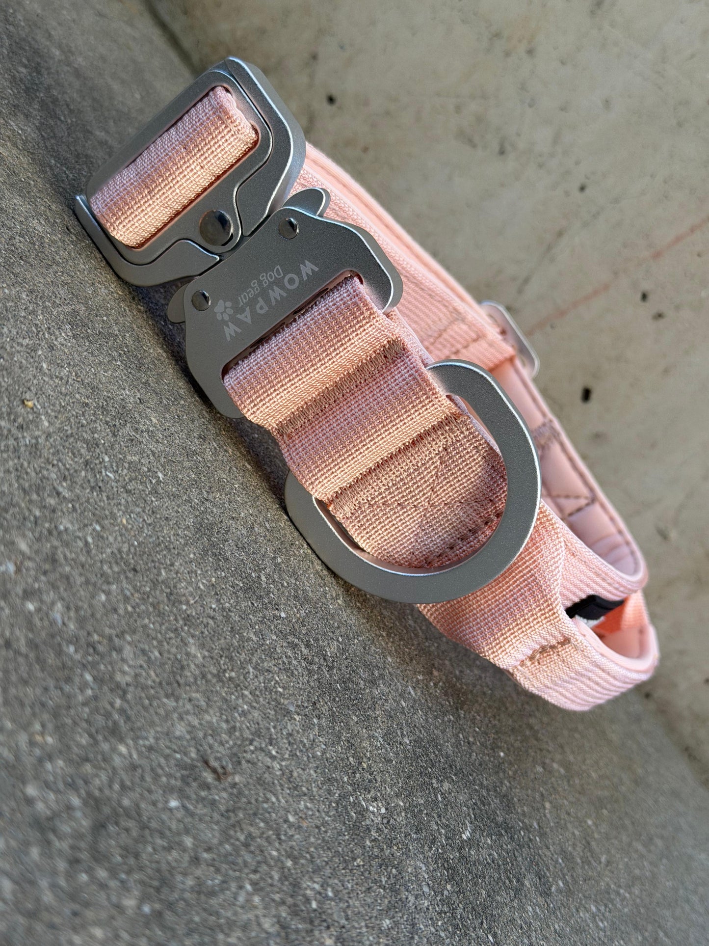 Taktisches Hundehalsband ULTRA LIGHT 3,8cm Peach Edition L