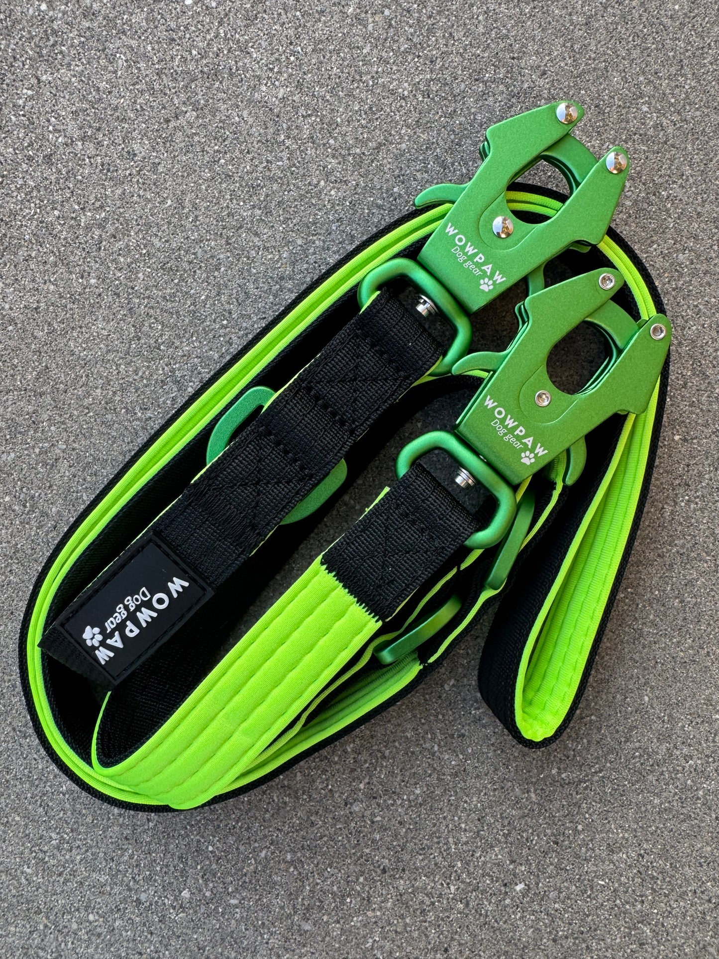 Taktische Hundeleine ULTRA LIGHT Black&Green Edition, Länge 2m verstellbar