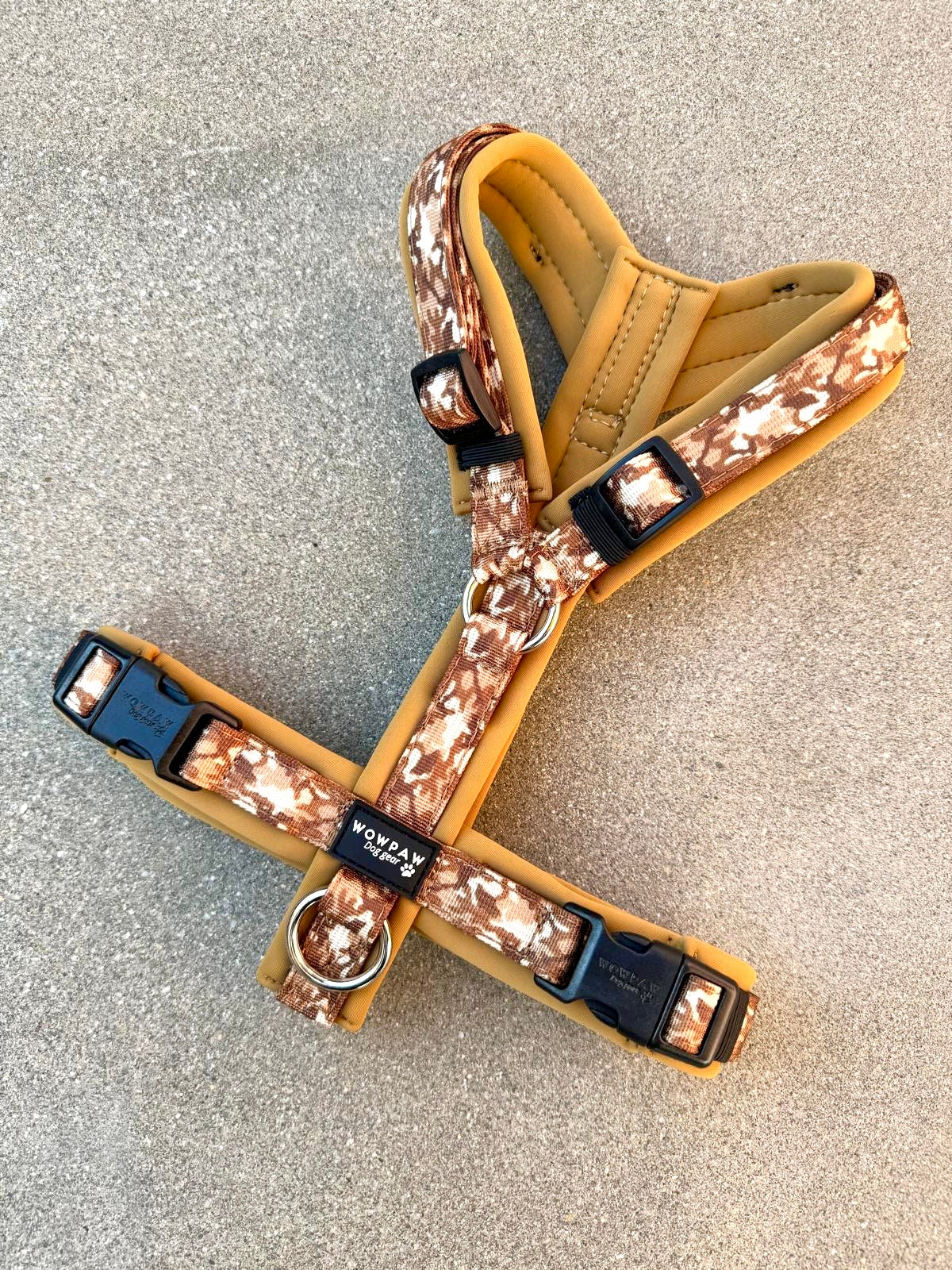 Hochwertiges Hundegeschirr FLOW Braun Camouflage Edition