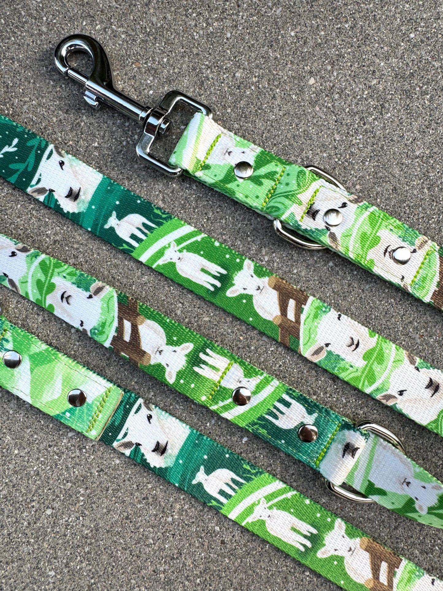 Regulowana smycz dla psa KETTU Owca